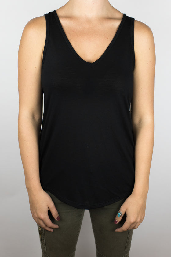 The Women's Flint V-Neck Tank in Black